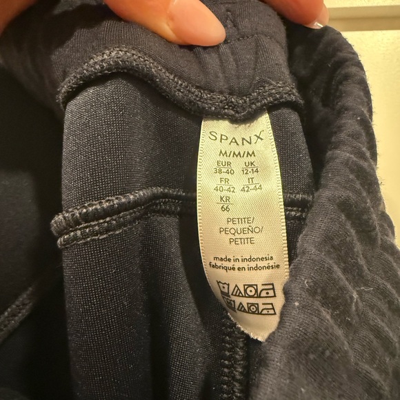 Spanx AirEssentials navy wide legs size medium sz: medium - Picture 4 of 4